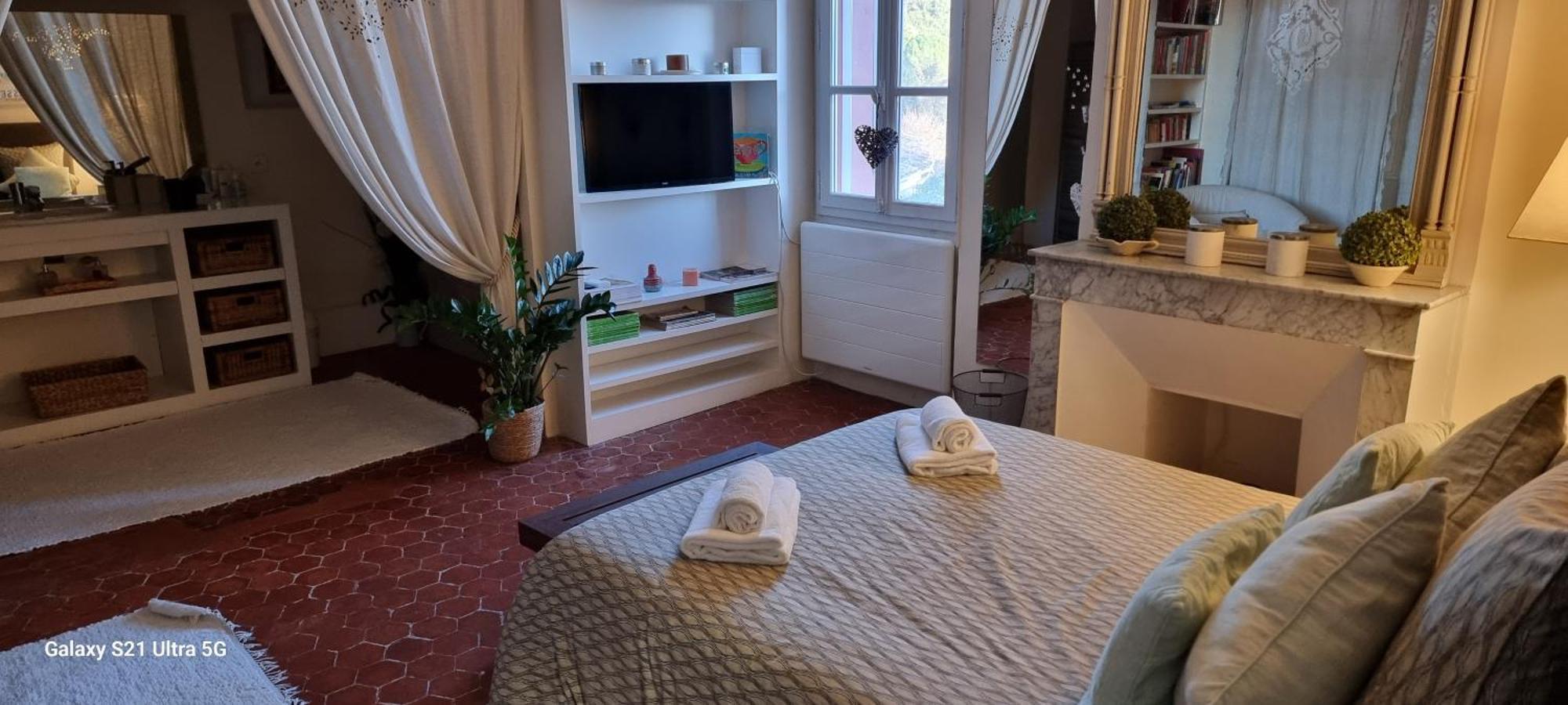 Bed & Breakfast Le Belvédère - D'hôtes De Charme Et Restaurant *
